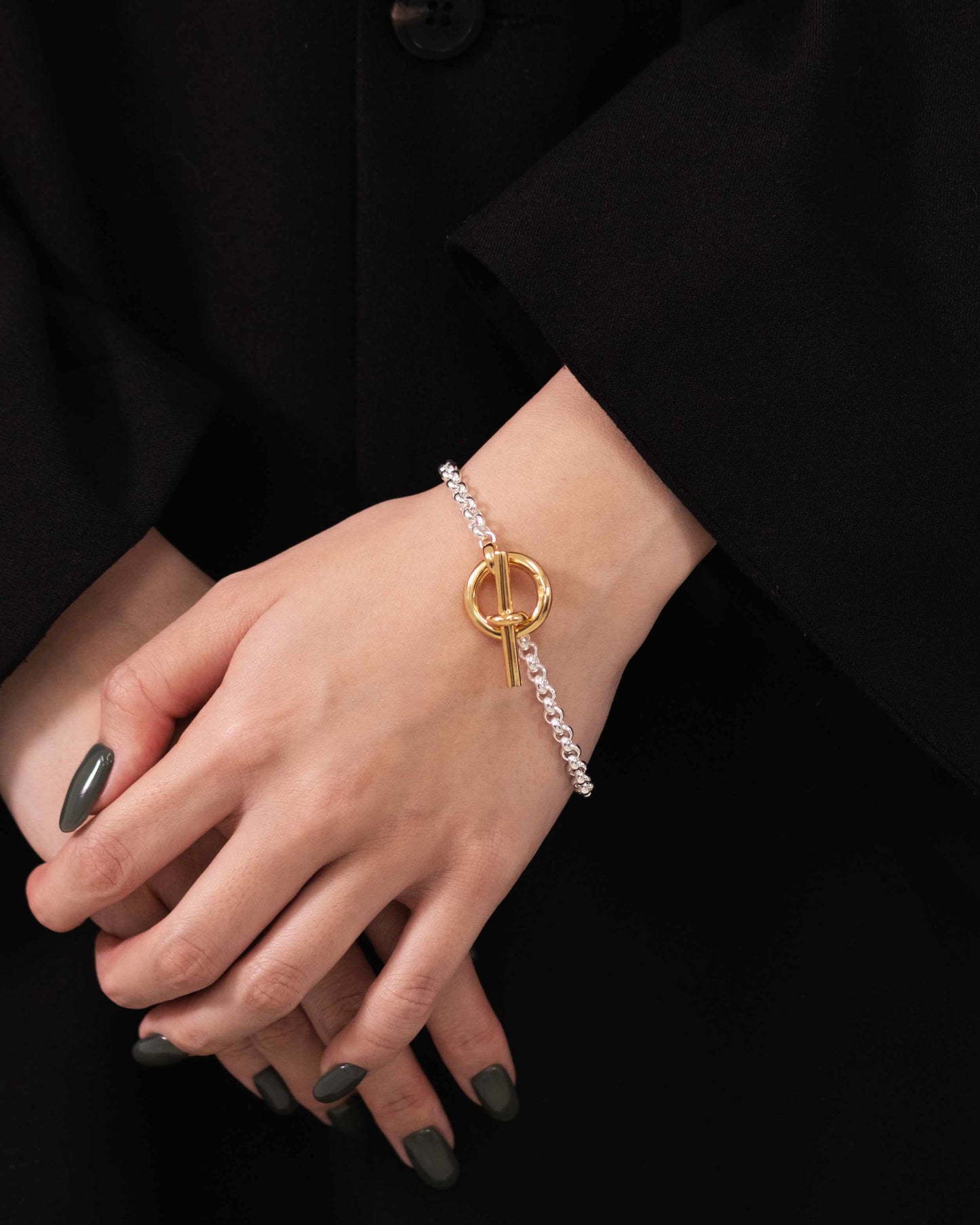 Modern OT Bracelet Gold