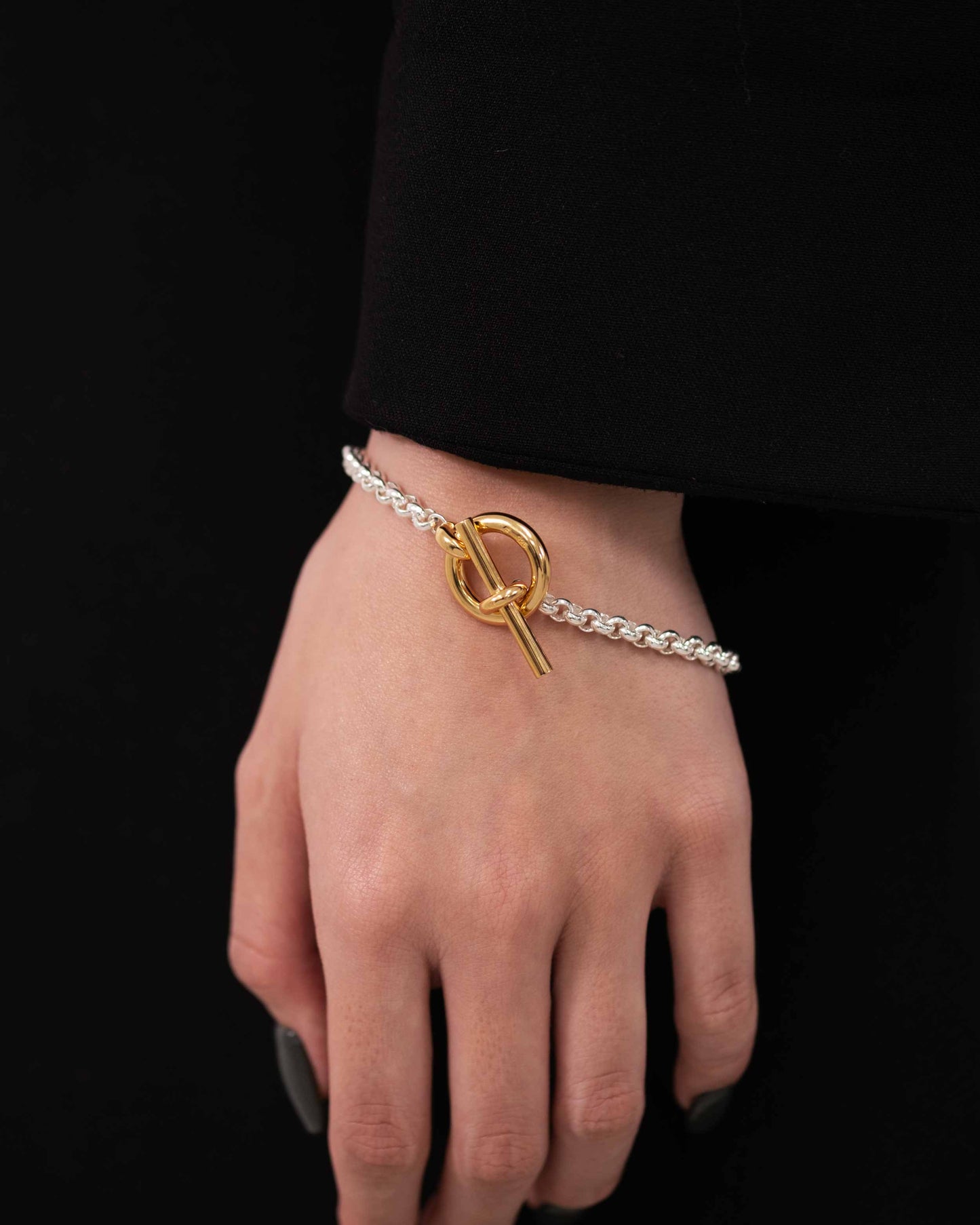 Modern OT Bracelet Gold
