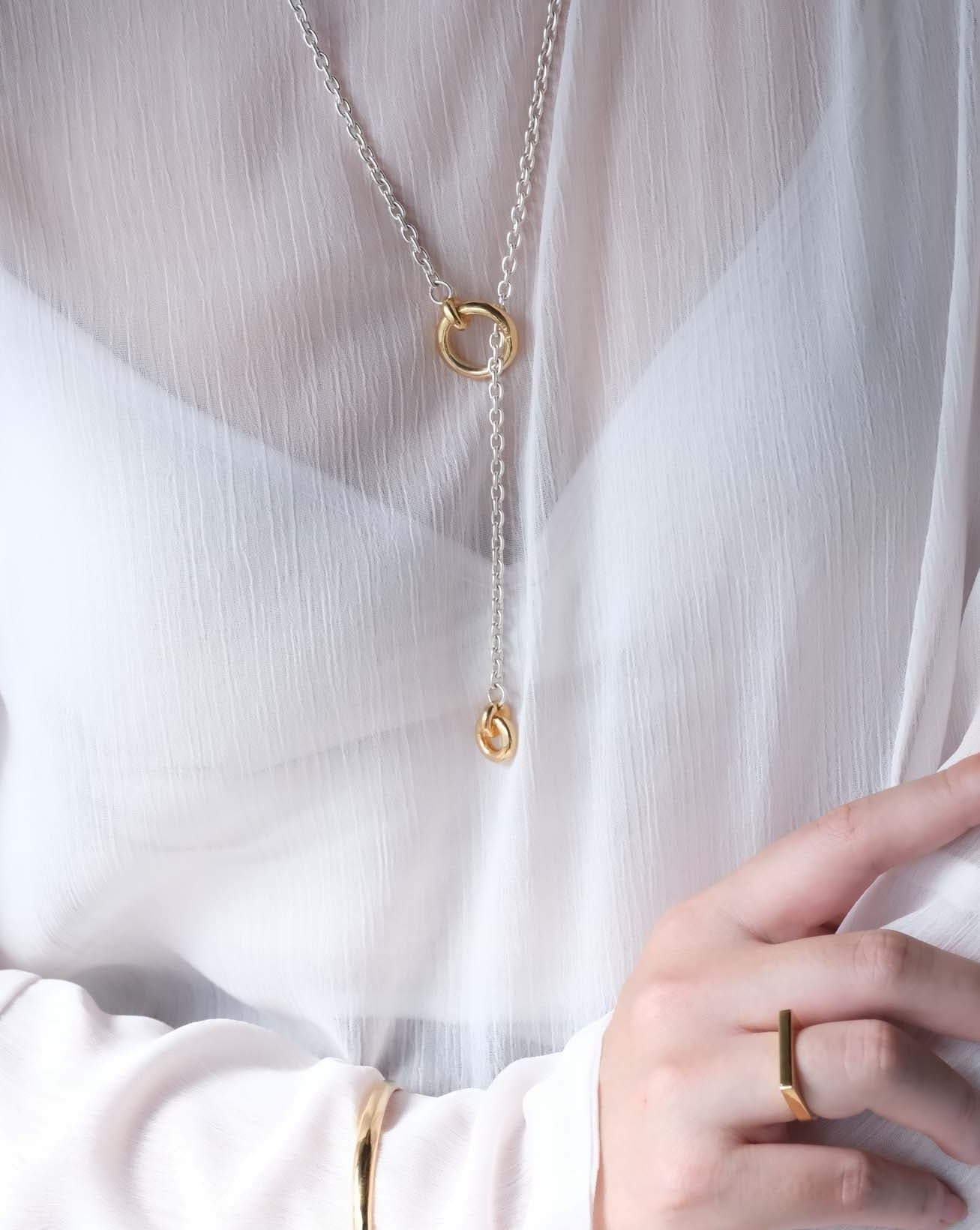 W Hoop Necklace Gold